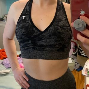 Gymshark Women’s Camo Seamless Sports Bra